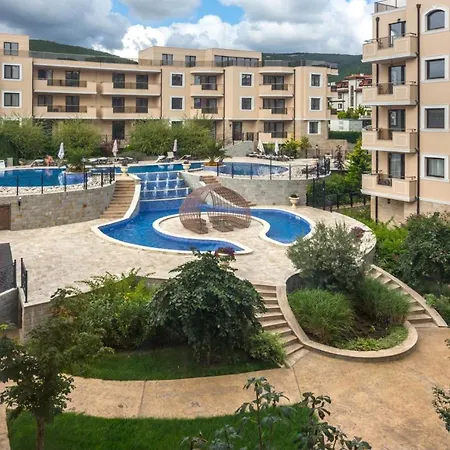 شقة Modern Family Apartment At Millennium 2 - Pool & Spa سفيتي فلاس