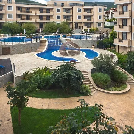 Modern Family Apartment At Millennium 2 - Pool & Spa شقة سفيتي فلاس