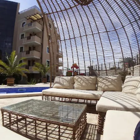 Modern Family Apartment At Millennium 2 - Pool & Spa شقة *