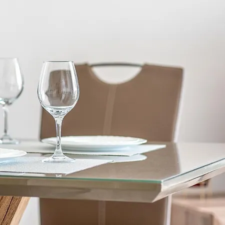 Modern Family Apartment At Millennium 2 - Pool & Spa شقة