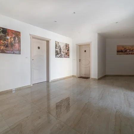 Modern Family Apartment At Millennium 2 - Pool & Spa شقة