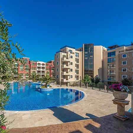 Modern Family Apartment At Millennium 2 - Pool & Spa شقة سفيتي فلاس