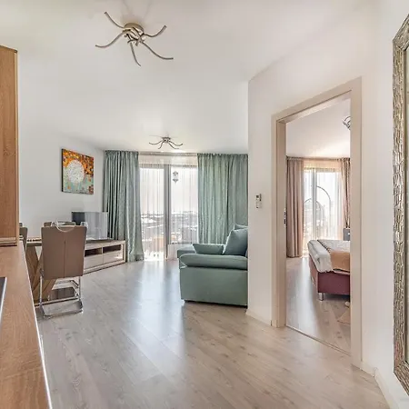 Modern Family Apartment At Millennium 2 - Pool & Spa شقة
