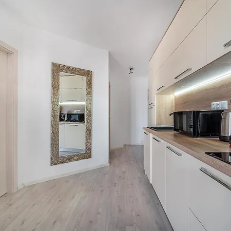Modern Family Apartment At Millennium 2 - Pool & Spa * سفيتي فلاس
