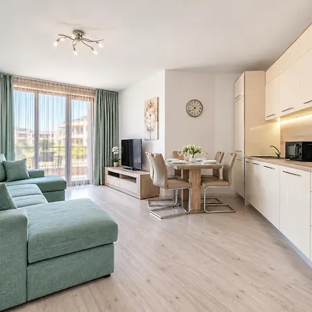 Modern Family Apartment At Millennium 2 - Pool & Spa Апартаменти Светий Влас
